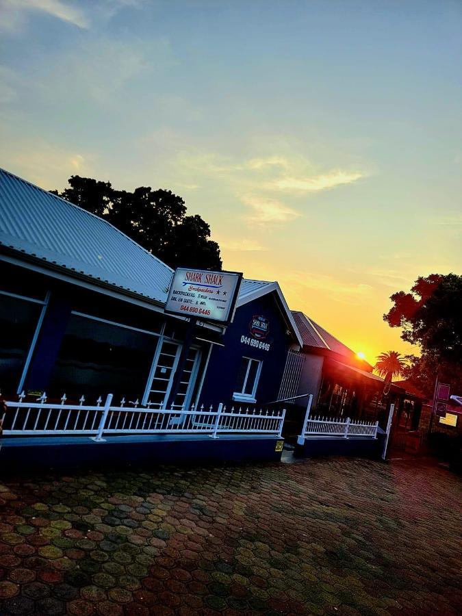 Ostello Shark Shack Backpackers Mossel Bay Esterno foto